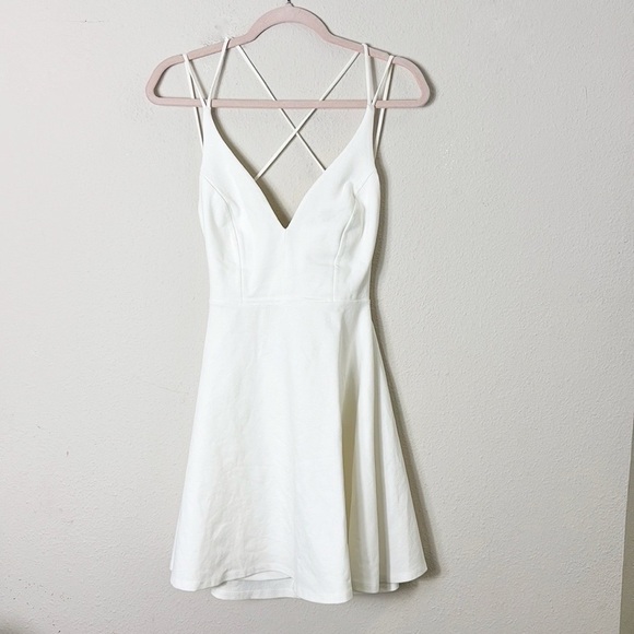 Lulus Believe in Love White Strappy Backless Skater Mini White Dress Sz Medium - Picture 5 of 15